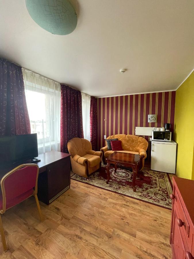 Taurage Hotel Extérieur photo
