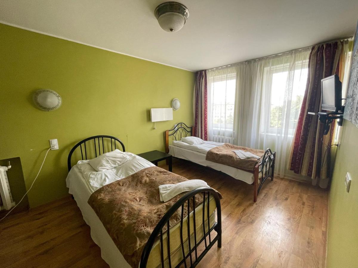 Taurage Hotel Extérieur photo